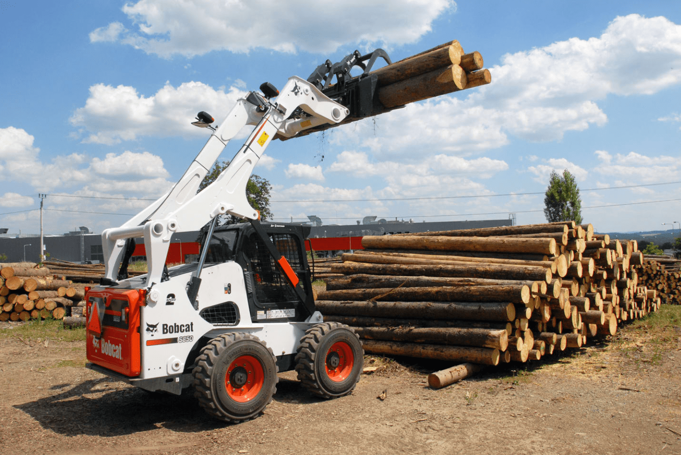 Browse Specs and more for the S850 Skid-Steer Loader - White Star Machinery